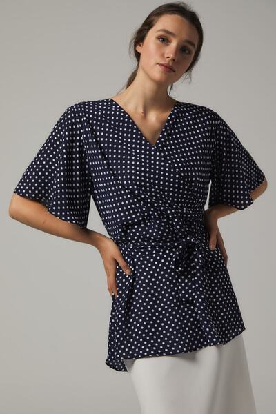 SORALLİNE Γυναικεία μπλούζα με διπλό γιακά με πουά