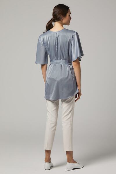 SORALLİNE Γυναικεία μπλούζα με διπλό στήθος από σατέν ύφασμα