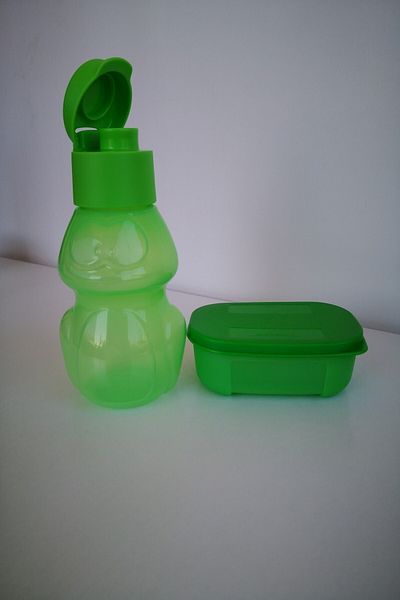 Tupperware Nutrition Set