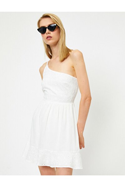 Koton Rochie scurtă de broderie, albă, fără mâneci