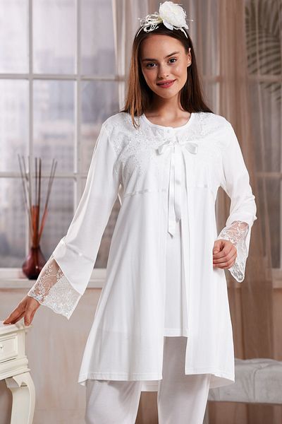 Emose Ecru Color Maternity Pajamas and Dressing Gown Set
