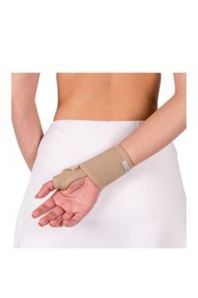 Orthocare 4535 ثيركير كومفورت (جبيرة تسبيط الإبهام) على اليسار