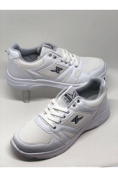 XStep White Men's Sports Shoes
