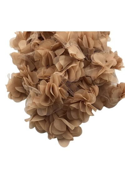 Yumuşakkeçe Laser Cut Organza Fabric Rose Decoration Material 9 Meters 120 Pieces Fabric Rose Milk Coffee