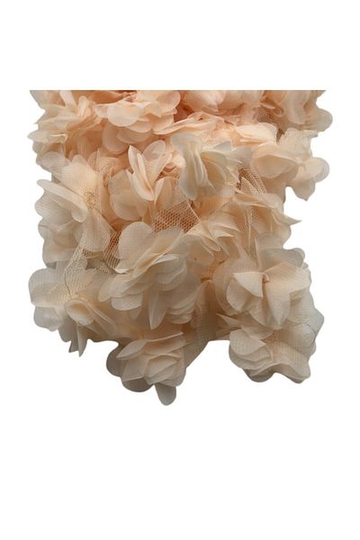 Yumuşakkeçe Laser Cut Organza Fabric Rose Decoration Material 9 Meters 120 Pieces Fabric Rose Ecru