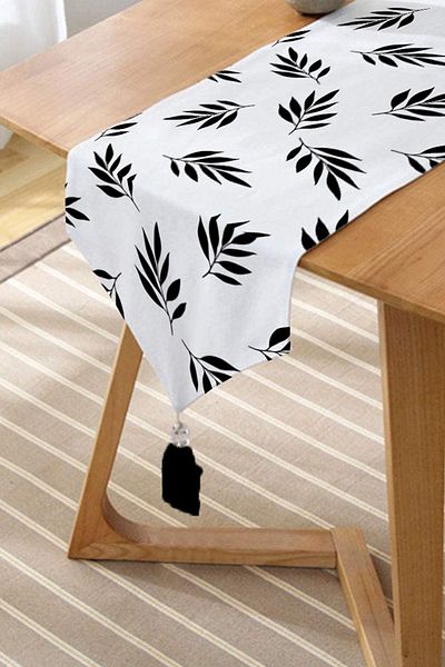 Realhomes Alb-negru model cu frunze decorative smocuri chenille triunghi alergător