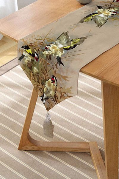 Realhomes Декоративен пискюл с шенил и триъгълник Goldfinch с дигитален печат