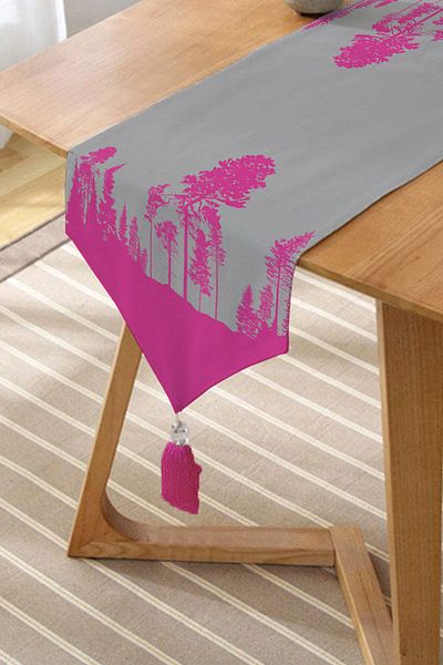 Realhomes Decorative Tufted Chenille Triangle Runner with Fuchsia Tree Design on Gray Background