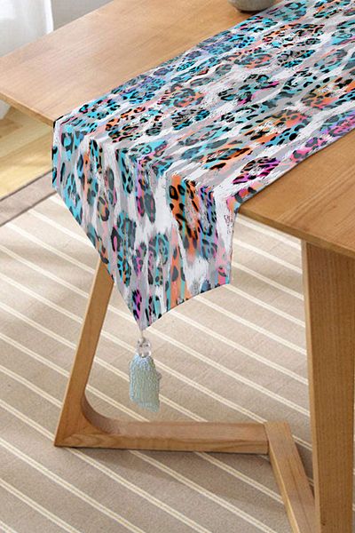 Realhomes Alergăre triunghiular din chenille cu ciucuri cu imprimeu digital cu motiv leopard