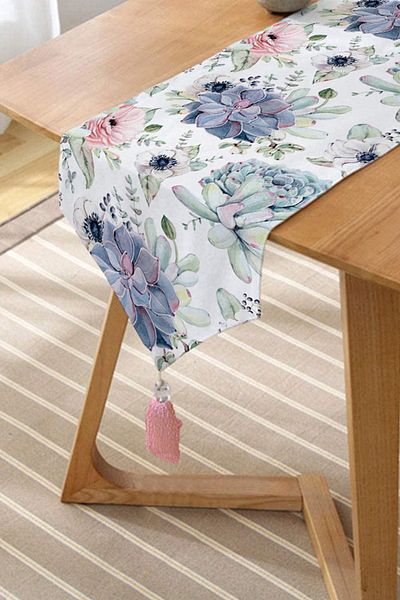 Realhomes Real Homes Imprimat digital Decorativ Design special Cu ciucuri Chenille Triunghi Runner