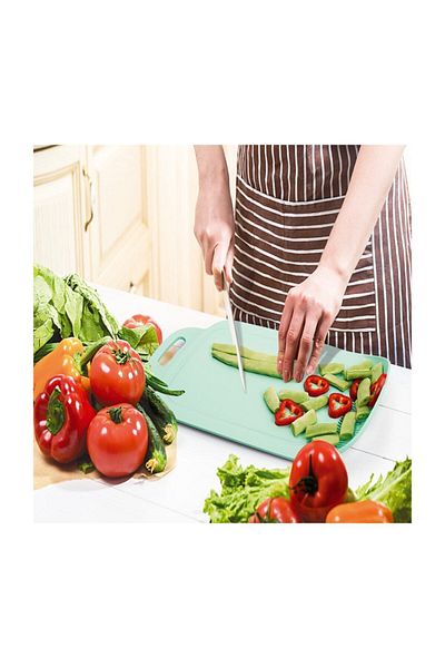 Üçsan Cutting Board with Strainer
