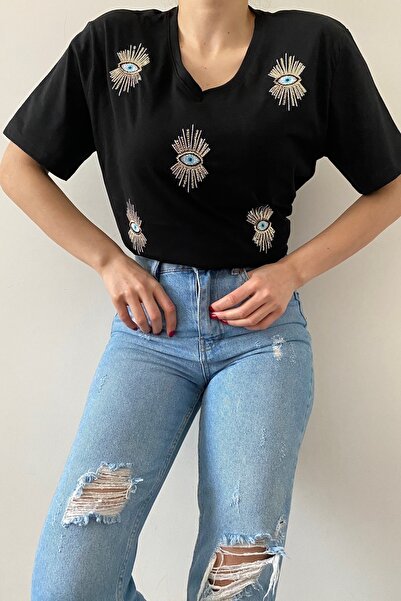 FEMELLE Dámské černé tričko se vzorem očí s výstřihem do V a flitry vyšívané 100% bavlnou plus velikost