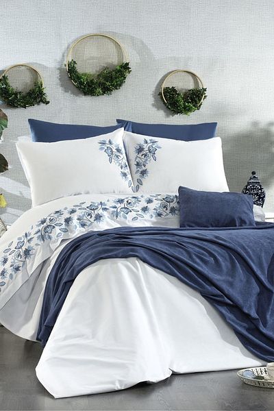 Minelya Home Collection Set de lenjerie de pat dublu albastru Talya, 8 piese, cu broderie și cuvertură de pat în fagure