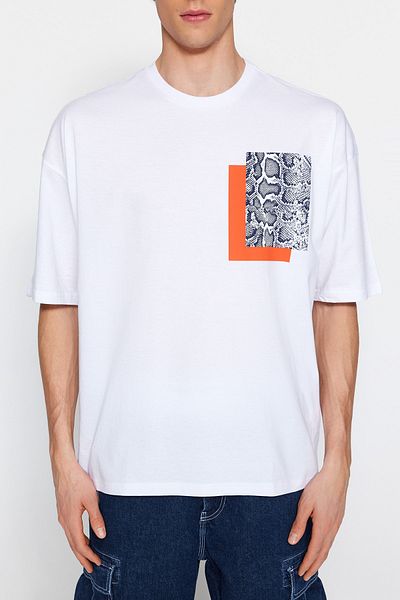 Trendyol Collection Oversize Λευκό εμπριμέ βαμβακερό μπλουζάκι - κοντό μανίκι, 100% βαμβάκι TMNSS21TS0149