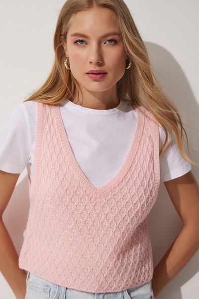 Happiness İstanbul Woman's Pink V-Neck Curved Crop Knit Suiter RC00145