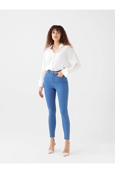 LC Waikiki بنطلون جينز نسائي عالي الخصر بقصة ضيقة