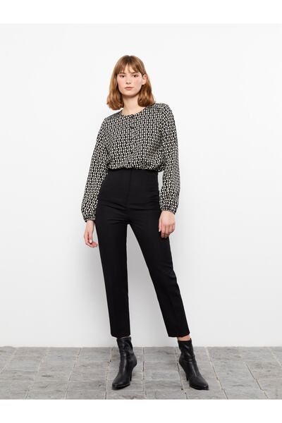 LC Waikiki Bisiklet Yaka Desenli Uzun Kollu Kadın Bluz