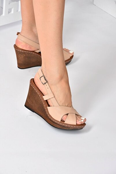 Fox Shoes حذاء نسائي بكعب عريض من الجلد K674041309