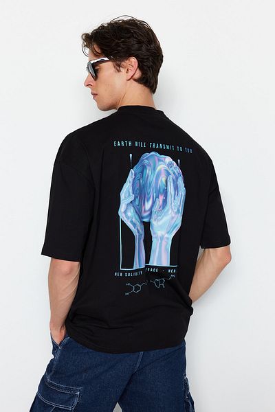 Trendyol Collection Μαύρο μπλουζάκι ποδηλάτου με στάμπα πλάτης 100% βαμβάκι TMNSS23TS00236