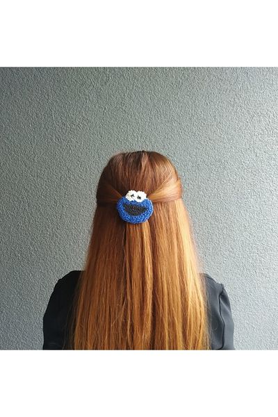 asyakuş Efsarstudio Handmade Cookie Monster Punch Embroidery Women's Clip Buckle