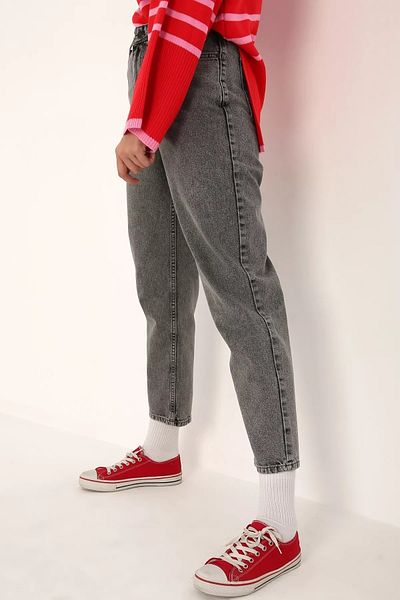 Trn JNS Ισπανικό ψηλόμεσο καπνιστό Snow Wash Mom Jeans Lycra Colorfast Extra Comfortable Mom Jeans