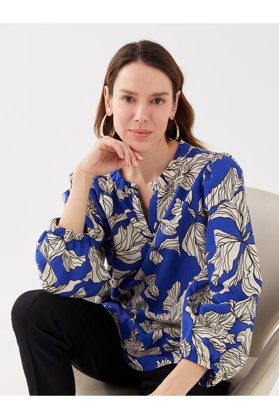 LC Waikiki Kadın Kaçık Yaka Desenli Uzun Kollu Bluz