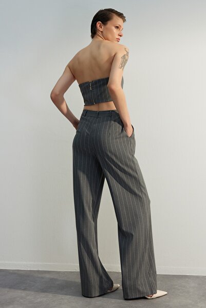 Trendyol Collection Limitált kiadású többszínű széles szárú/széles szárú csíkos szövött szövet nadrág TWOSS23PL00319 Palazzo