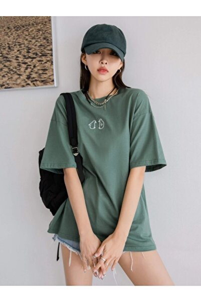 Harmandar Унісекс зелена футболка оверсайз з принтом пінгвіна