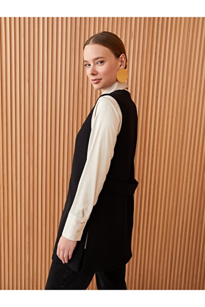LC Waikiki V Yaka Düz Kadın Yelek