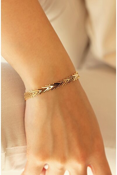 ŞABAN KILIÇ ALTIN&PIRLANTA 14 Ayar Altın Üçgen Tasarımlı Plaka Bileklik – Şık...