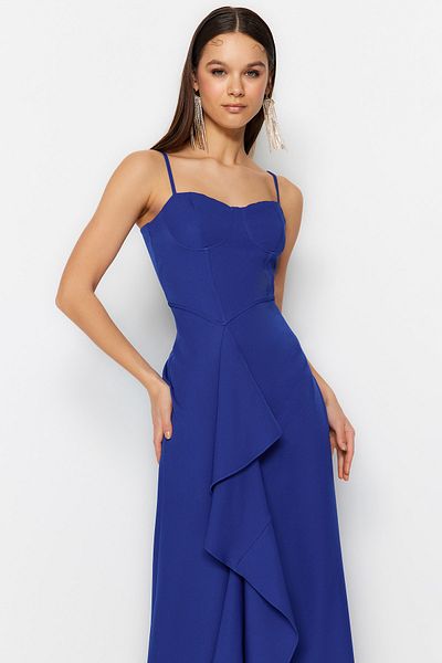 Trendyol Collection Detailní dlouhé večerní šaty Saks Flounce TPRSS23AE00197