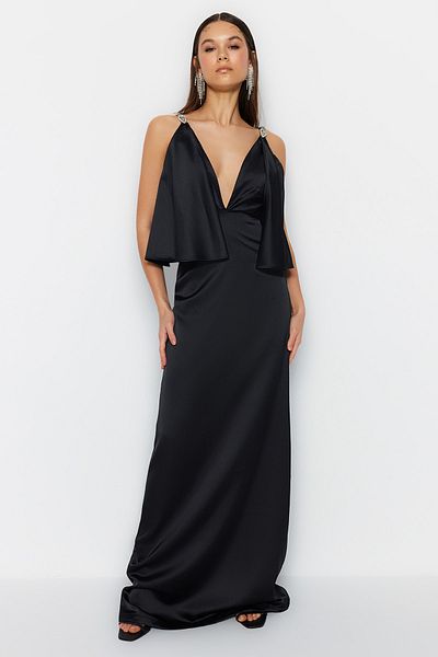 Trendyol Collection Чорні довгі вечірні сукні TPRSS23AE00220 з ремінцем Tas з детальним V-подібним вирізом шиї TPRSS23AE00220