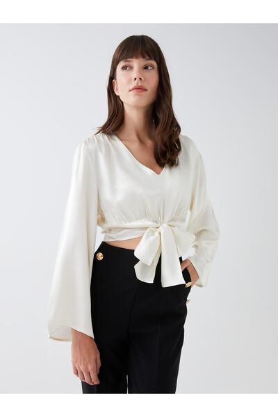 LC Waikiki بلوزة نسائية من الساتان بأكمام طويلة ورقبة على شكل حرف V