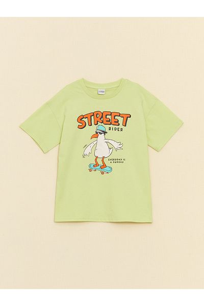 LC Waikiki Crew Neck Printed Short Sleeve Boys' T-Shirt and Shorts