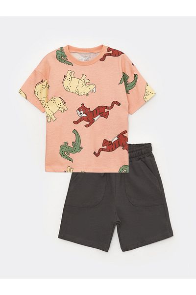 LC Waikiki Crew Neck Short Sleeve Baby Boy T-Shirt and Shorts Set of 2