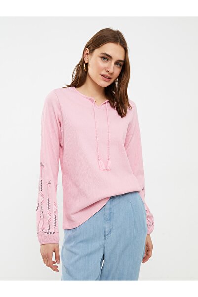 LC Waikiki Bağlamalı Yaka Nakışlı Uzun Kollu Kadın Bluz