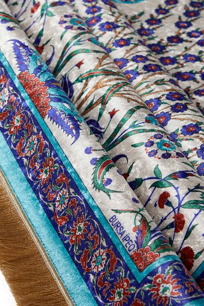 Bursa İpek Turquoise Velvet Rug Prayer Rug