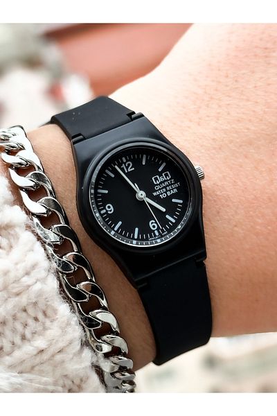 Q&Q Brand Black Silicone Band Small Case Numeral Wristwatch + Bracelet