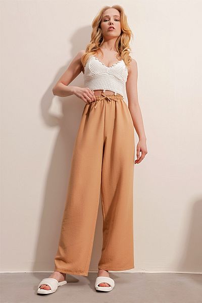 Trend Alaçatı Stili Hose - Braun - Relaxed