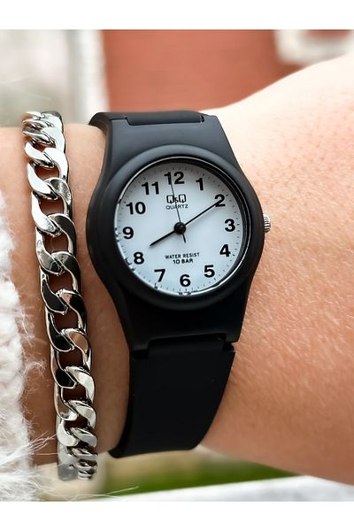Q&Q Black Color, Silicone Band, Small Case, Wristwatch with Numbers + Bracelet