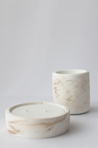 a&p Lavanta Kokulu Kahve Marble Desen 2'li Mum Seti