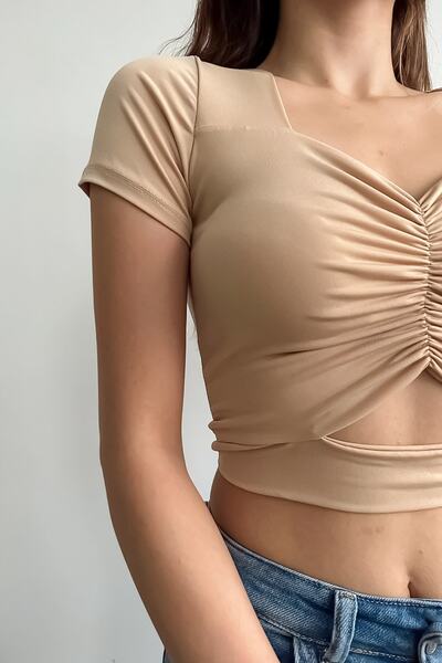 LACHT Γυναικεία μπλούζα με κοντό μανίκι σε μπεζ χρώμα με κορδόνια μπροστά και παράθυρο