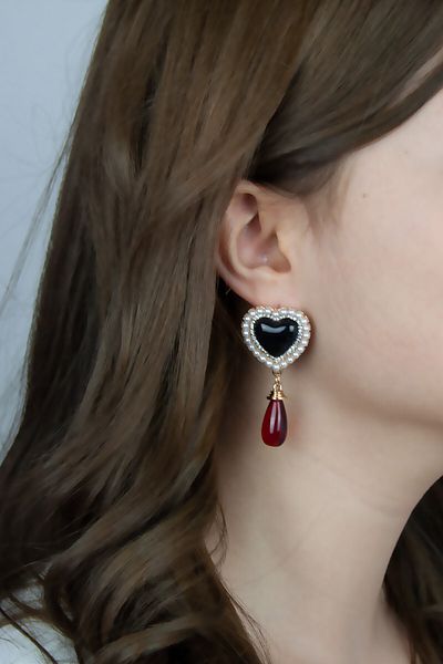 Liveyn Design Pearl Detail Heart Earrings