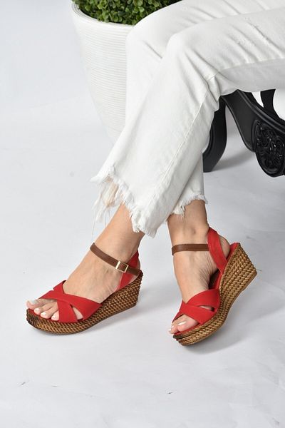 Women's red shop wedge shoes