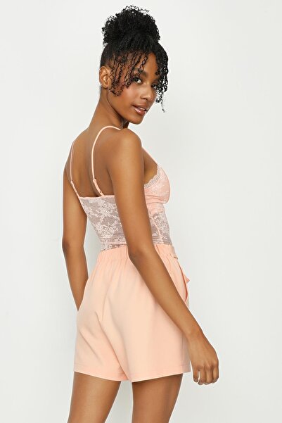 Select Moda Жіночі рожеві міні-шорти з поясом