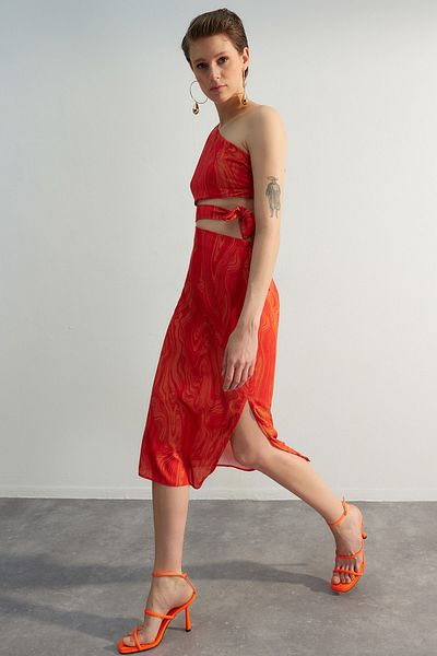 Trendyol Collection Red Fitted Midi Linen Look Woven Dress with Tie-Up Detail at Waist Twoss23El01733