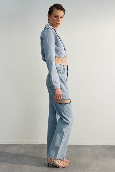 Trendyol Collection Ανοιχτό μπλε τζιν με λεπτές λεπτομέρειες TPRAW23JE00010