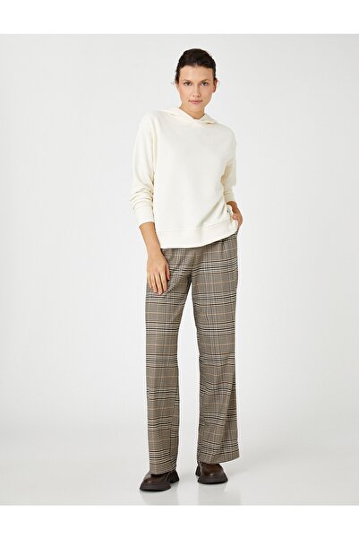 Koton Basic-Sweatshirt mit Kapuze