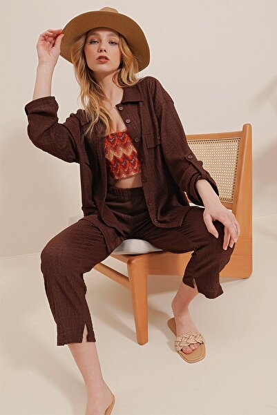 Trend Alaçatı Stili Damski zestaw z podwójną uszczelką z kołnierzykiem polo w kolorze kawowym ALC-X10103