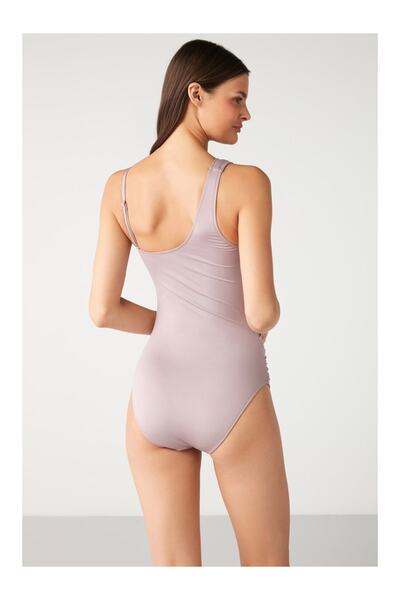 Kom Μαγιό Κουέλα